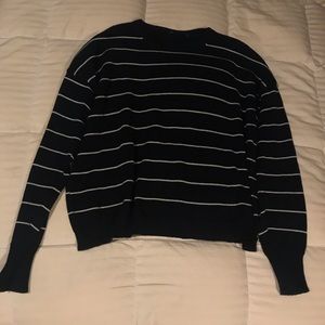 Brandy Melville sweater